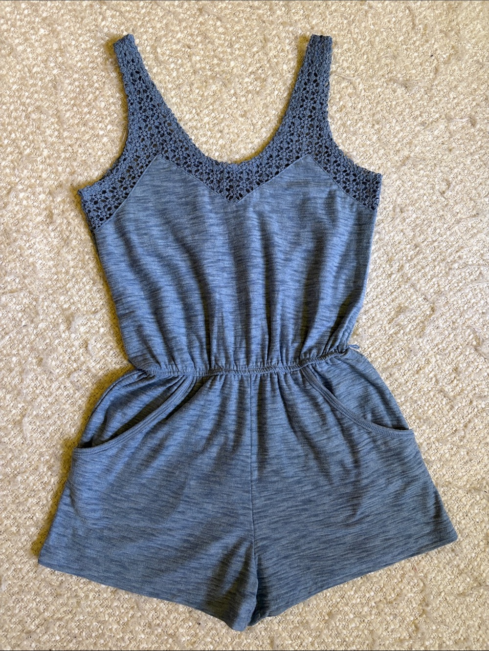 💙 DEREK HEART WOMENS SIZE SMALL BLUE ROMPER